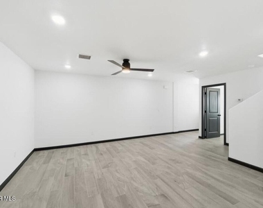 6432 Pagasa Place - Photo Thumbnail 14