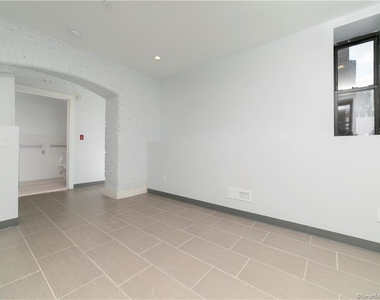 847 State Street - Photo Thumbnail 7