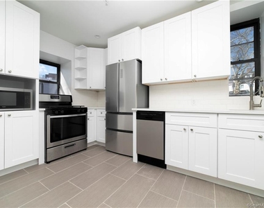 847 State Street - Photo Thumbnail 3
