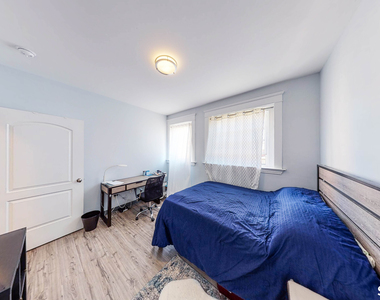 245 Whitney Avenue - Photo Thumbnail 3