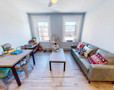 245 Whitney Avenue - Photo Thumbnail 6