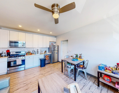 245 Whitney Avenue - Photo Thumbnail 8