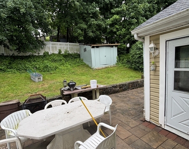 36 Nicholas Avenue - Photo Thumbnail 16
