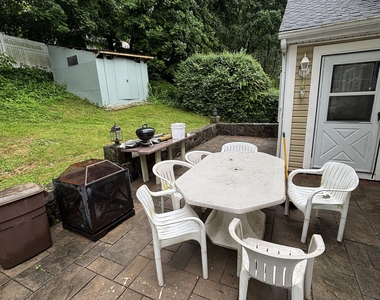 36 Nicholas Avenue - Photo Thumbnail 17