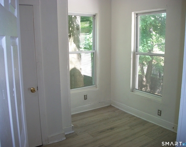 27 Lilac Street - Photo Thumbnail 6