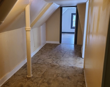 27 Lilac Street - Photo Thumbnail 14