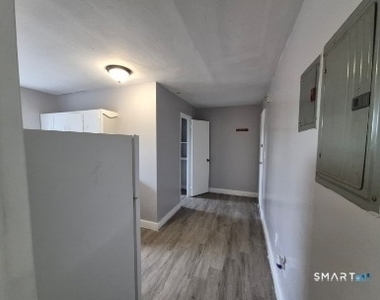 7 Upson Street - Photo Thumbnail 4