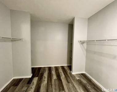 12 Lorraine Street - Photo Thumbnail 8