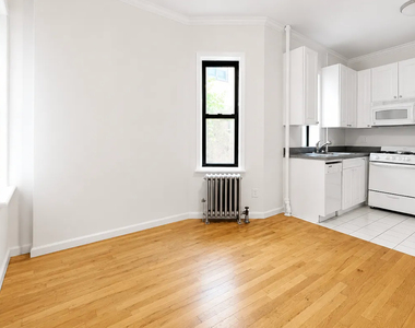  East 38th Street - Photo Thumbnail 1
