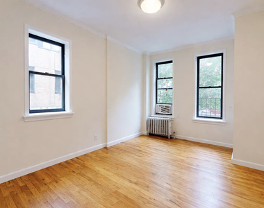  East 38th Street - Photo Thumbnail 3