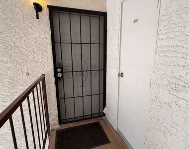 6659 W Tropicana Avenue - Photo Thumbnail 1