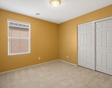 8640 Bella Sparkle Avenue - Photo Thumbnail 19