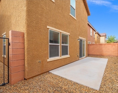 8640 Bella Sparkle Avenue - Photo Thumbnail 20