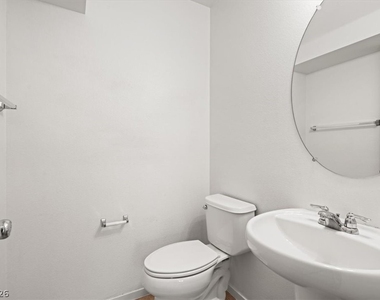 8640 Bella Sparkle Avenue - Photo Thumbnail 10