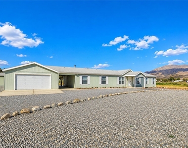 5220 Jerry Avenue - Photo Thumbnail 2