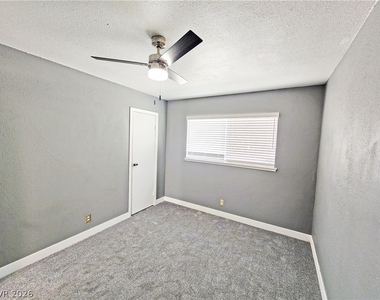 5409 Mountain View Drive - Photo Thumbnail 12