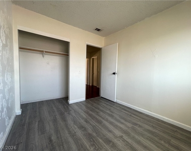3904 Blackford Place - Photo Thumbnail 29