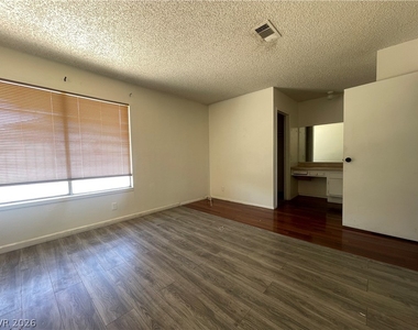 3904 Blackford Place - Photo Thumbnail 24