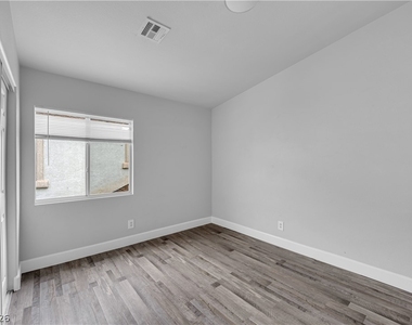 6404 Extreme Shear Avenue - Photo Thumbnail 9