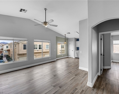 6404 Extreme Shear Avenue - Photo Thumbnail 4