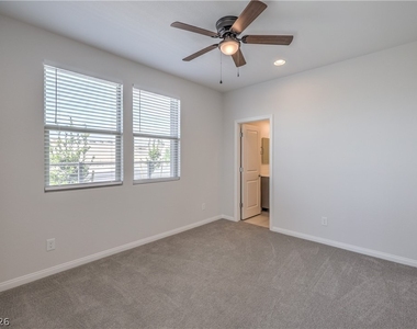 11504 Fleet Wing Avenue - Photo Thumbnail 15