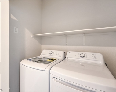 11504 Fleet Wing Avenue - Photo Thumbnail 29