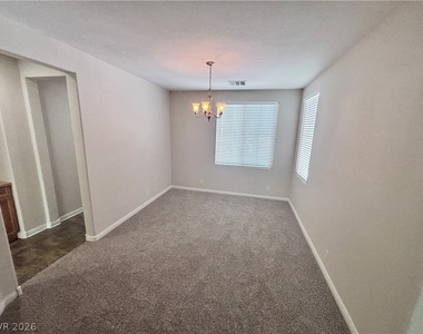 3117 Greenfriar Avenue - Photo Thumbnail 6