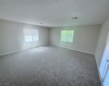 3117 Greenfriar Avenue - Photo Thumbnail 25