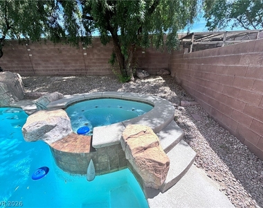 3117 Greenfriar Avenue - Photo Thumbnail 27