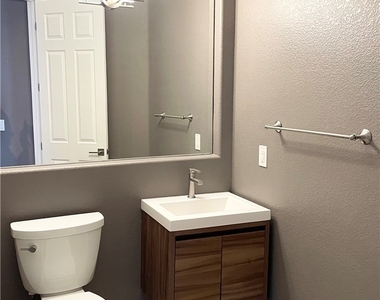 10674 San Bellacova Court - Photo Thumbnail 37
