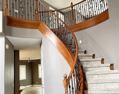 10674 San Bellacova Court - Photo Thumbnail 14