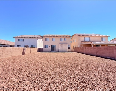 7492 Mulgrave Court - Photo Thumbnail 28