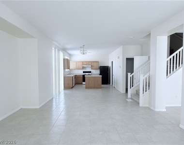 7492 Mulgrave Court - Photo Thumbnail 6