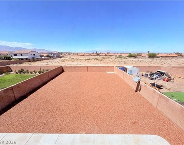 7492 Mulgrave Court - Photo Thumbnail 27