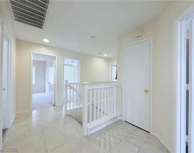 7492 Mulgrave Court - Photo Thumbnail 10