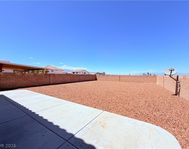 7492 Mulgrave Court - Photo Thumbnail 29