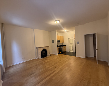 69 West 55th Street - Photo Thumbnail 1