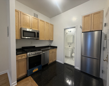 69 West 55th Street - Photo Thumbnail 8