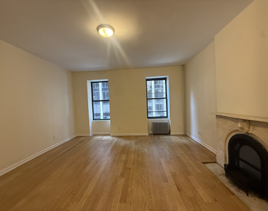 69 West 55th Street - Photo Thumbnail 10