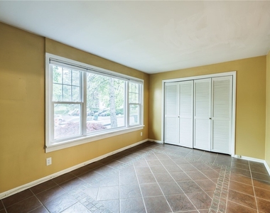 100 Highland Ave #1 - Photo Thumbnail 11