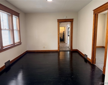 78 Germain Street - Photo Thumbnail 4