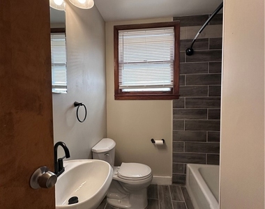 78 Germain Street - Photo Thumbnail 11