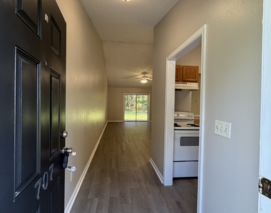 707 Lawnwood Avenue - Photo Thumbnail 1