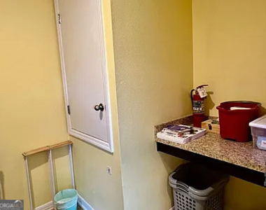 135 Cedar Circle Drive - Photo Thumbnail 28