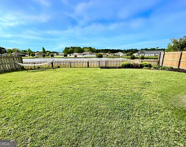 135 Cedar Circle Drive - Photo Thumbnail 38