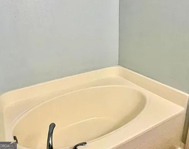 135 Cedar Circle Drive - Photo Thumbnail 35