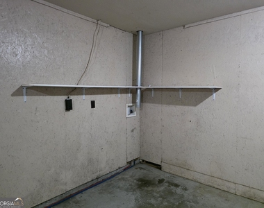 407 Savannah Avenue - Photo Thumbnail 16