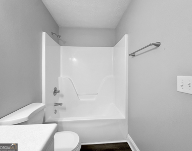 5087 Limerick Lane - Photo Thumbnail 9