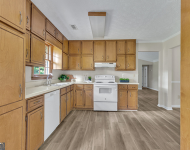 116 Crofts Corner - Photo Thumbnail 13