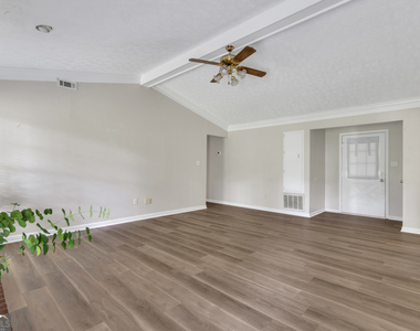 116 Crofts Corner - Photo Thumbnail 7